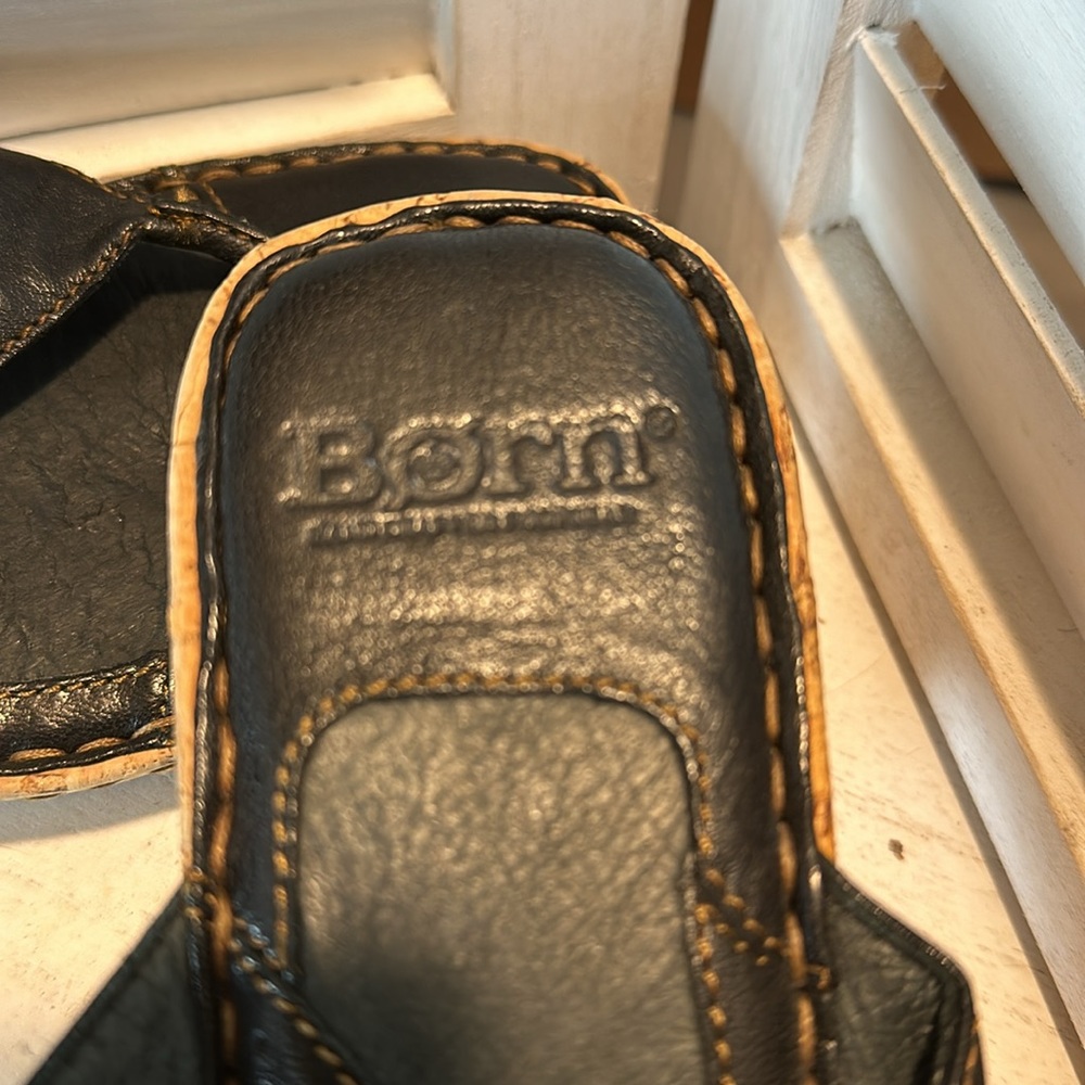 Born Black Leather and Cork Sandals - Picture 6 of 7